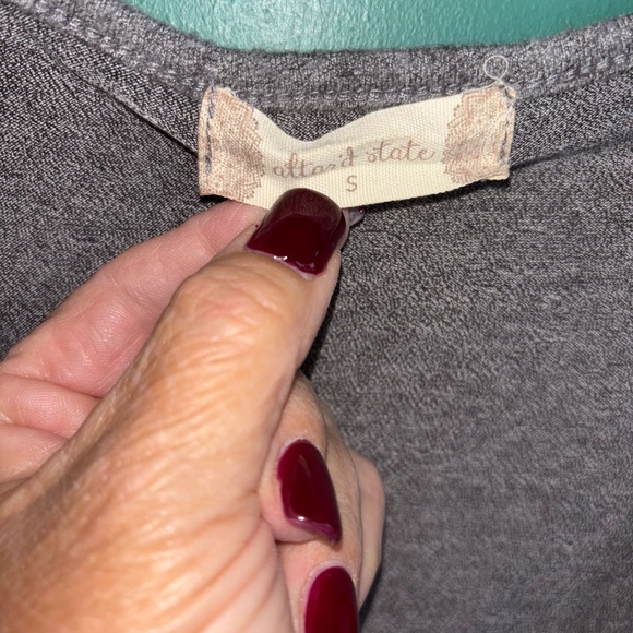 Altar’d State small dress with cinched waist - Picture 4 of 7